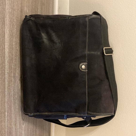 KENNETH COLE REACTION black Messenger 💼 bag - Picture 3 of 11